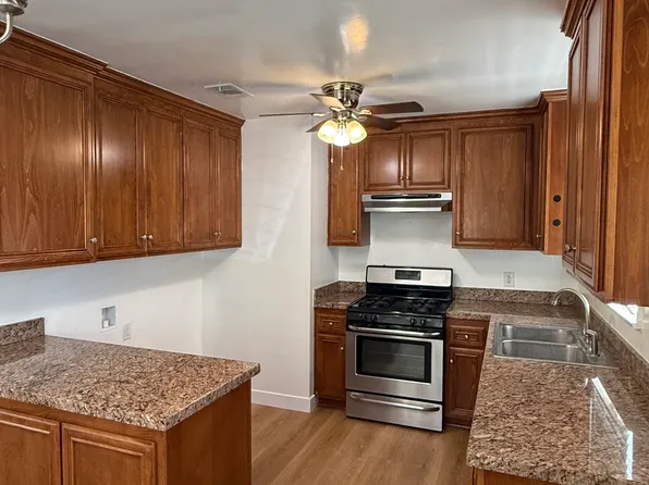 614 W Greenwood Ave #B, La Habra, CA 90631