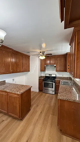 614 W Greenwood Ave #B Photo 1