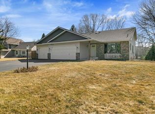 7097 Thames Rd, Woodbury, MN 55125