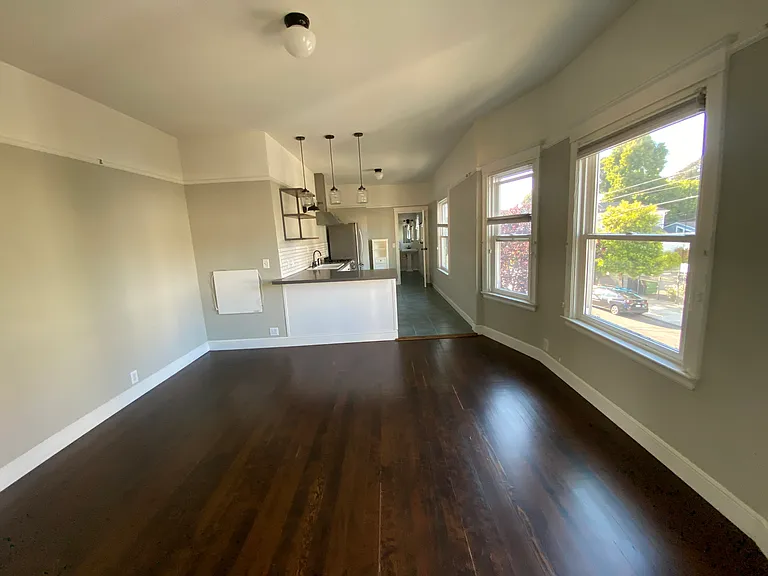 4627 Shattuck Ave #B — Photo 7