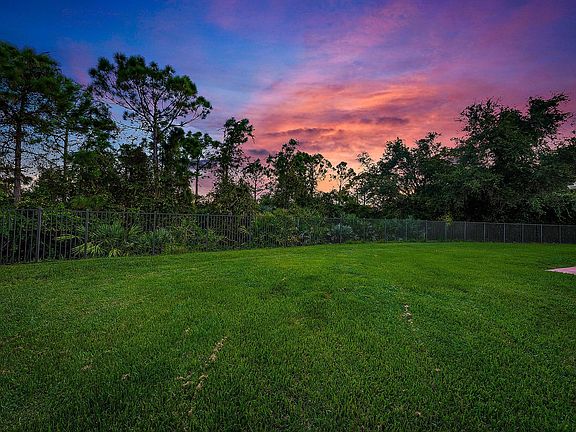 5th image of 5528 SE Oak Preserve Terrace