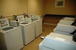 2nd image of 2063 N Meridian St APT 10