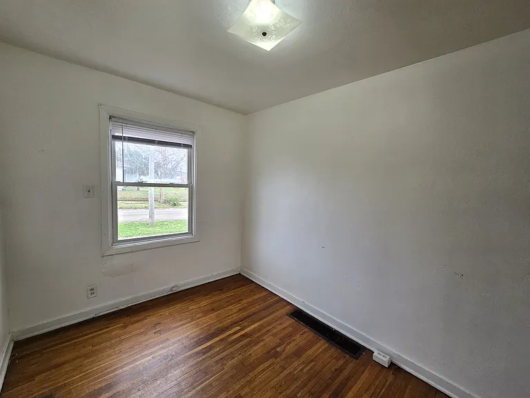 269 Madison St — Photo 9