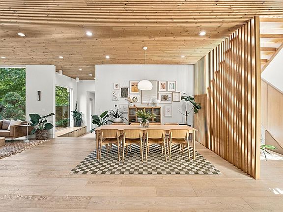 4th image of 22 Woodbine Rd