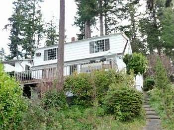 5th image of 3808 Forest Beach Dr NW
