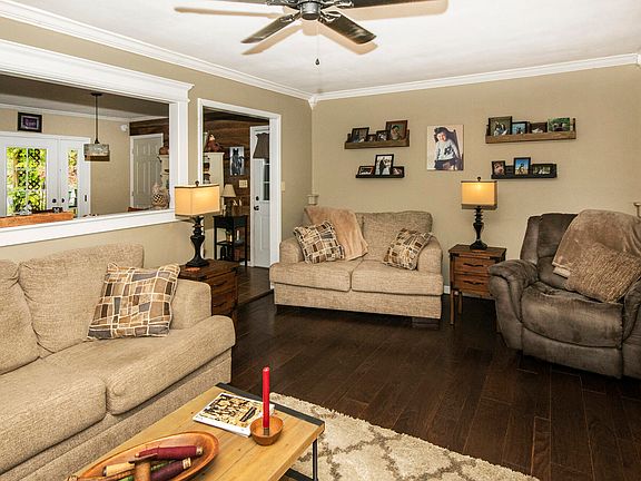 5th image of 1704 Uppingham Dr