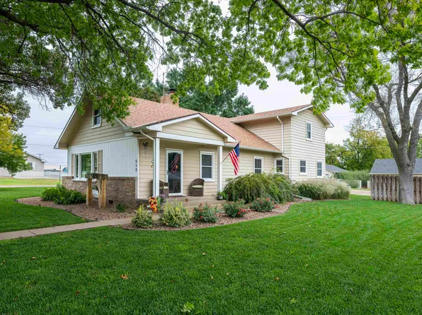 612 N Nelson St, Bennington, KS 67422