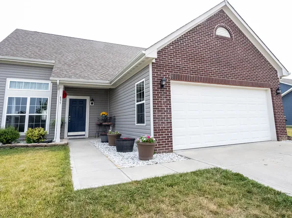 895 Geronimo Dr, Greenfield, IN 46140