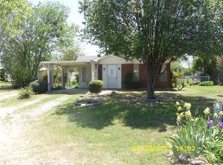 113 Gardner Rd, Bowie, TX 76230