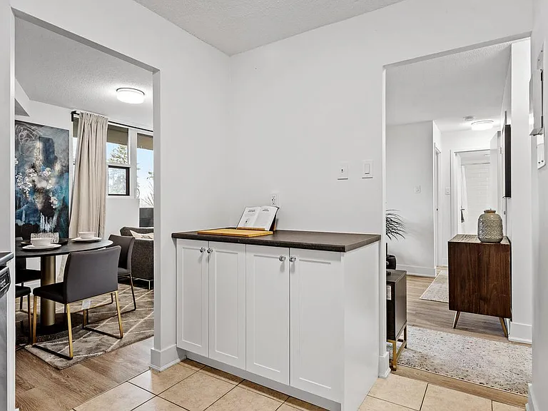 3360 Paul Anka Dr — Photo 6