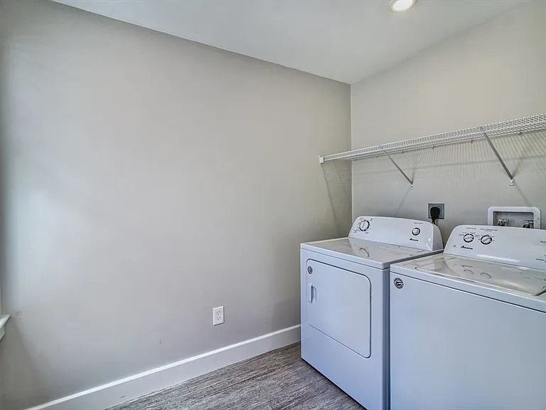 3 Neilon Park #3 — Photo 8
