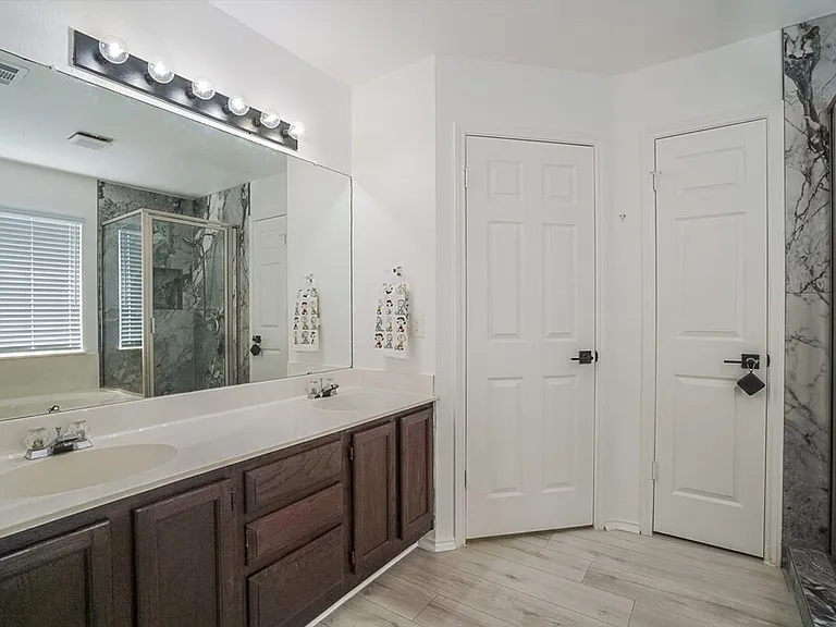 14817 Single Trce — Photo 15