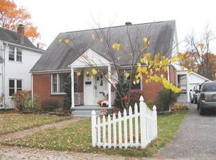 114 Gillette Ave, Springfield, MA 01118