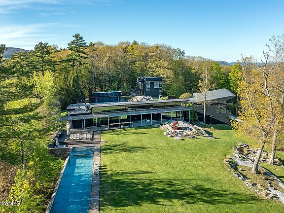 2nd image of 250 Long Pond Rd