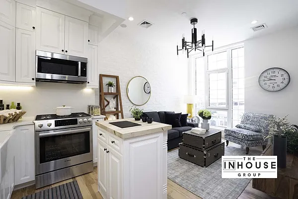 Sold by The InHouse Group | media 14