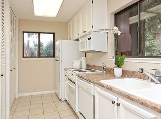 301 Cypress Point Dr, Mountain View, CA 94043