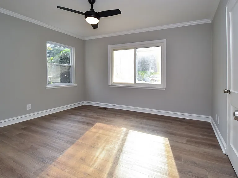 2500 Miller Park Cir #B — Photo 13