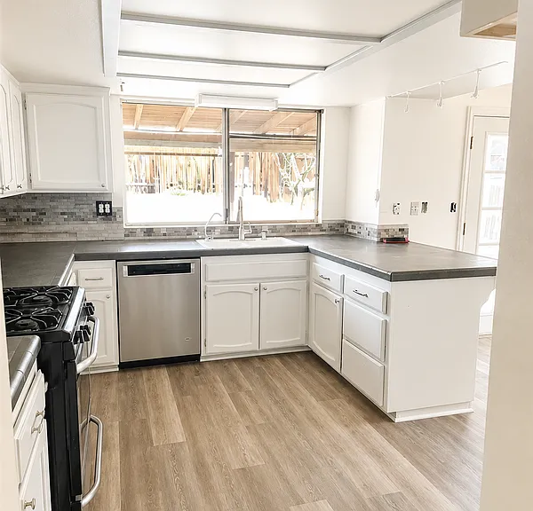 15016 Whitekirk Dr — Photo 5