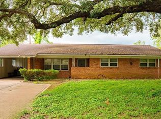 611 Frankie St, Wharton, TX 77488