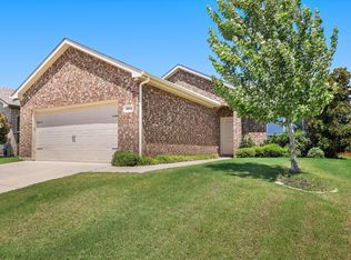 3974 Candler Park Dr, Grand Prairie, TX 75052