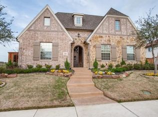 669 Scenic Dr, Irving, TX 75039
