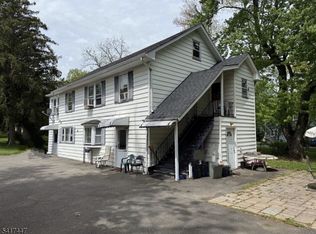 209 Knoll Rd, Boonton, NJ 07005