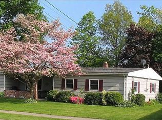 325 Carol Rd, Stratford, CT 06614