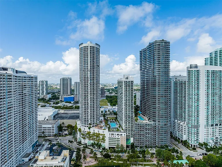 1750 N Bayshore Dr #3201 — Photo 7