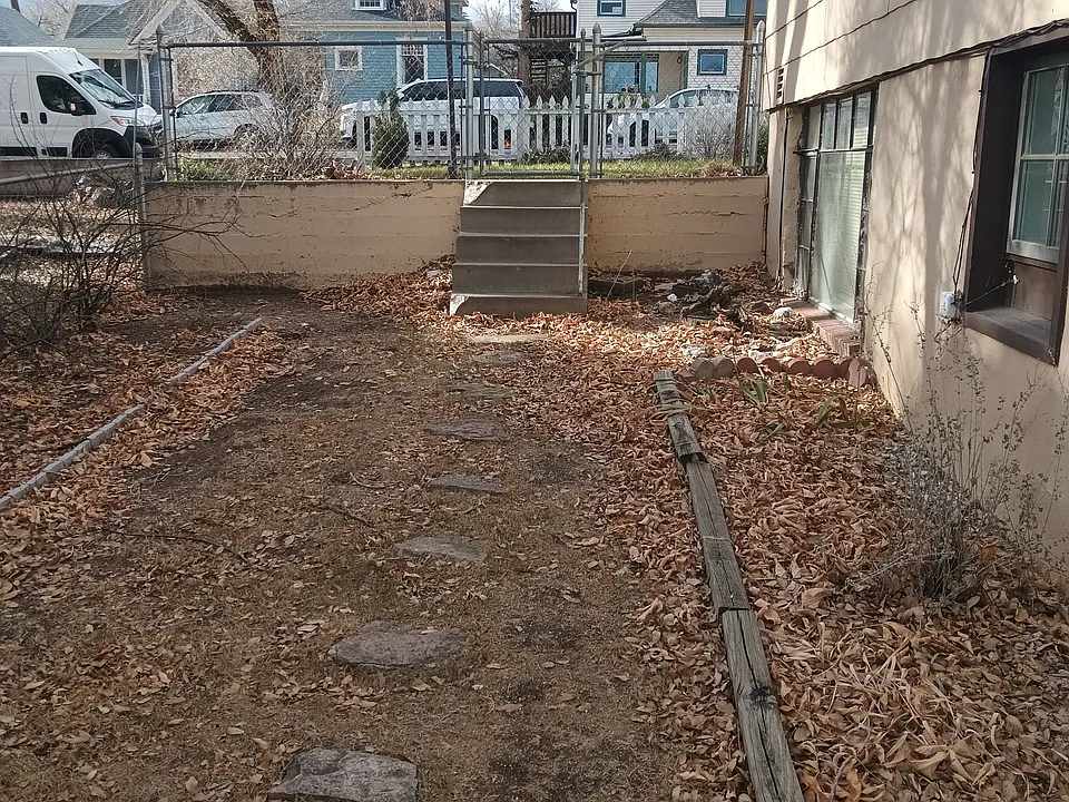 719 N Walnut St