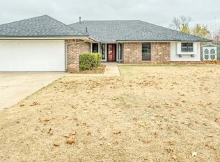 1800 N Lincoln Ave, Moore, OK 73160