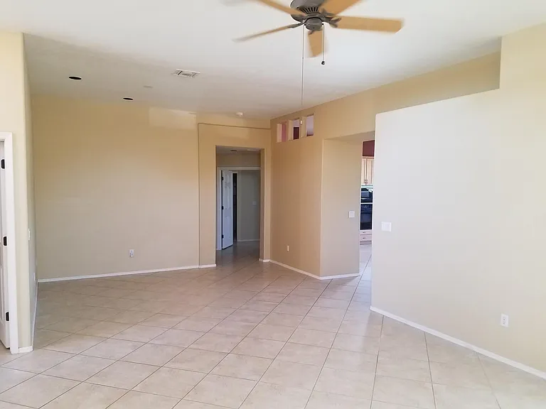 1323 N Golden Palomino Pl — Photo 5