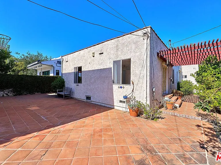 429 S Orange Dr — Photo 39