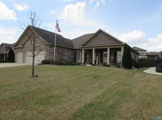 179 Somerton Dr, Huntsville, AL 35811
