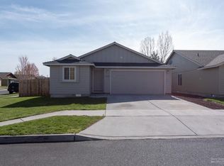 310 SW 29th St, Redmond, OR 97756