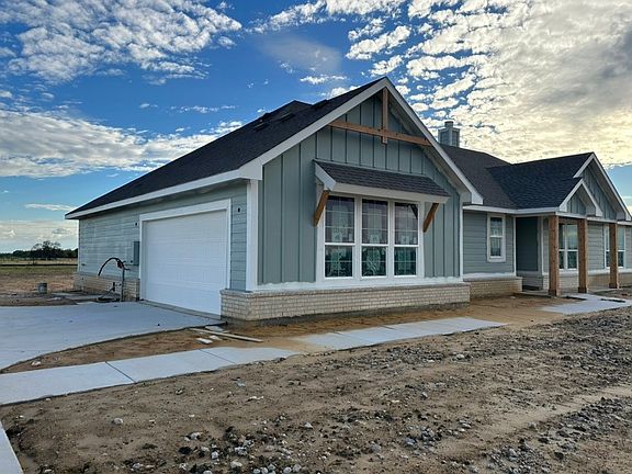 4th image of 300 Horizon Rd