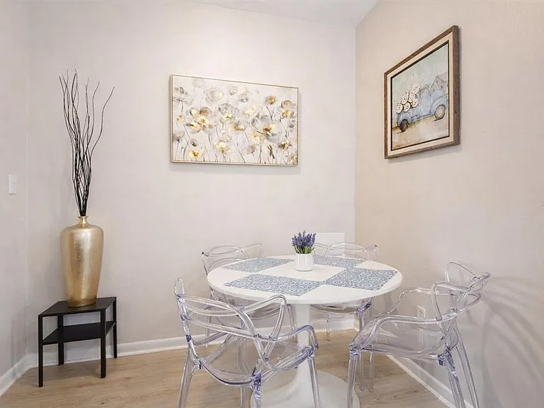 501 S Magnolia Ave #4 — Photo 5
