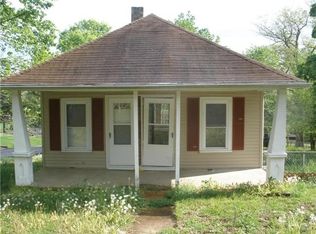 206 Graham St, Plantation, MO 63764