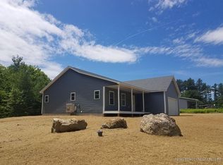 16 Trillium Ln, Topsham, ME 04086