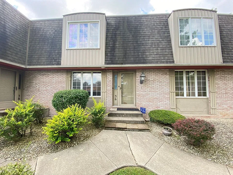 36 Lilac Ct
