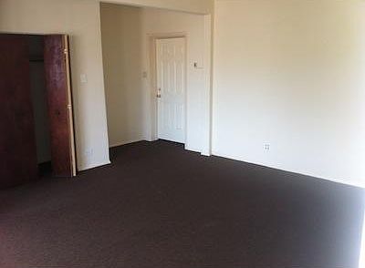 1st image of 1370 W 79th St #1376308