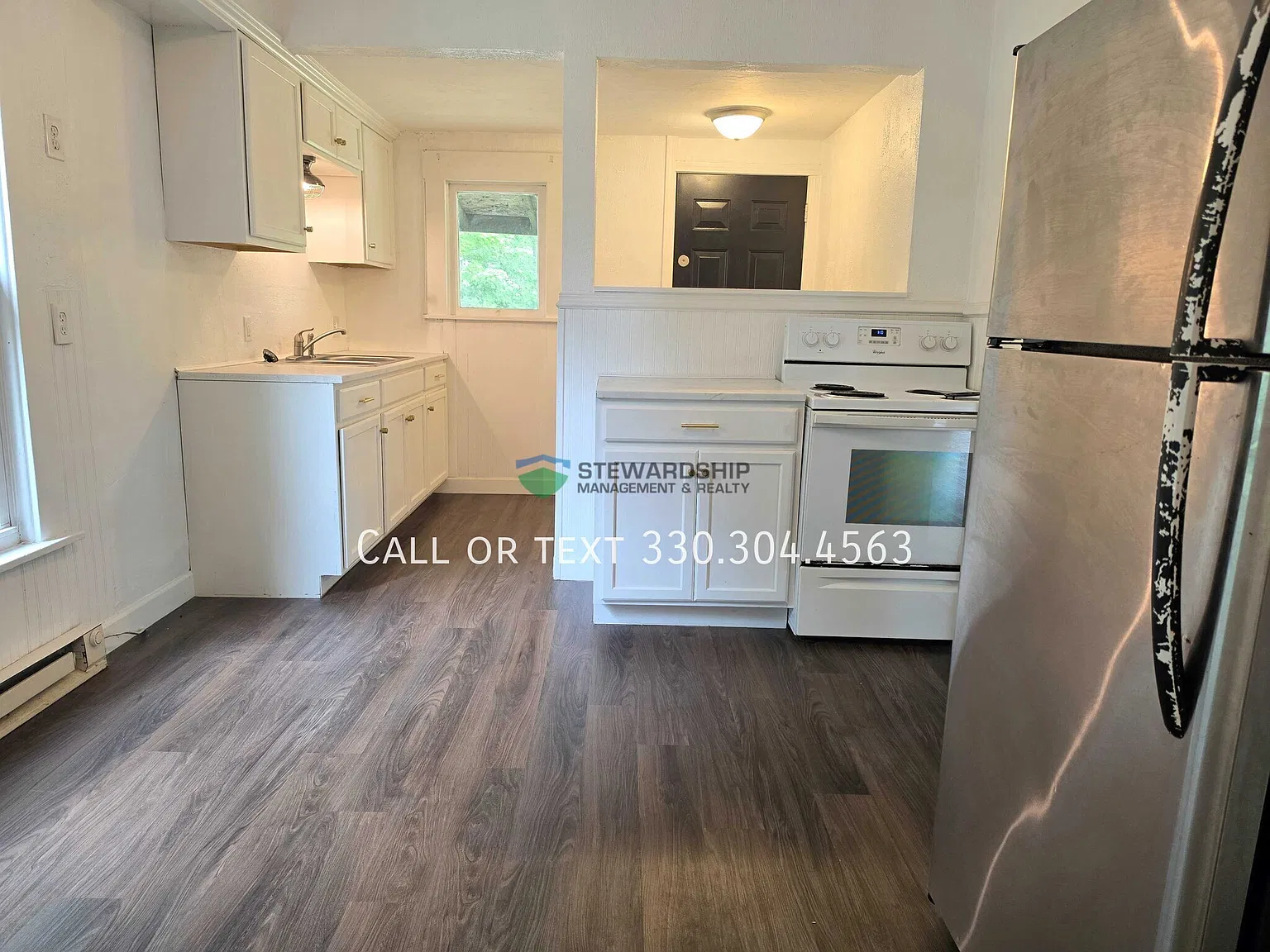 Two-Bedroom, One-Bathroom Apartment In Canton Available Now! — Photo 2