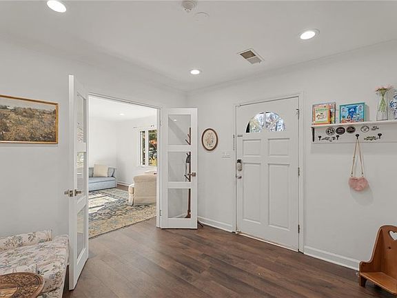 5th image of 3615 Herchel Ln