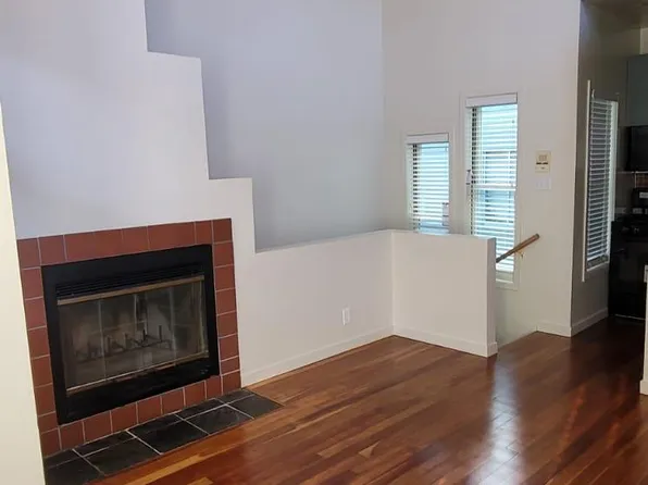 2910 California St APT B, San Francisco, CA 94115