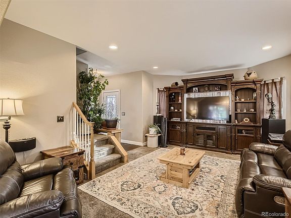 5th image of 1108 Grand Avenue