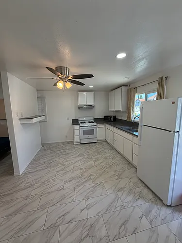 14051 Paramount Blvd #1/2 Photo 1