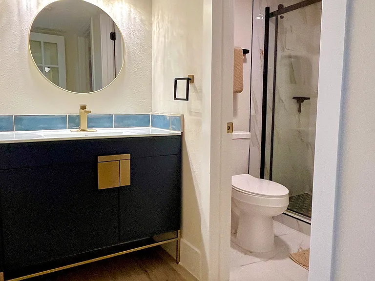 606 Marshall St #30 — Photo 10