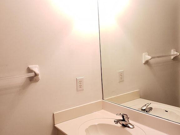 4th image of 7200 NW 114th Ave APT 110