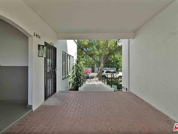 3rd image of 2452 W 18th St