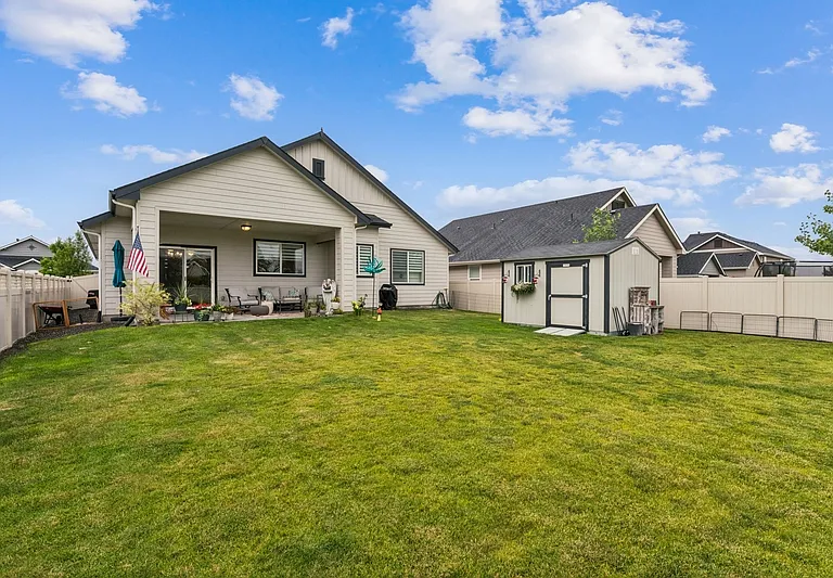 11691 W Quintale Dr — Photo 30