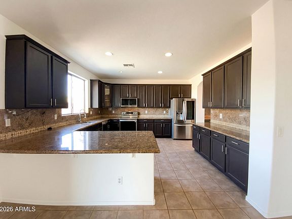 2nd image of 1278 E ALTADONNA Court